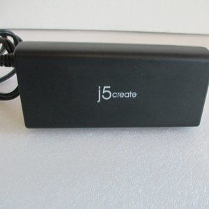 j5 CREATE 100W PD USB-C™ SUPER CHARGER